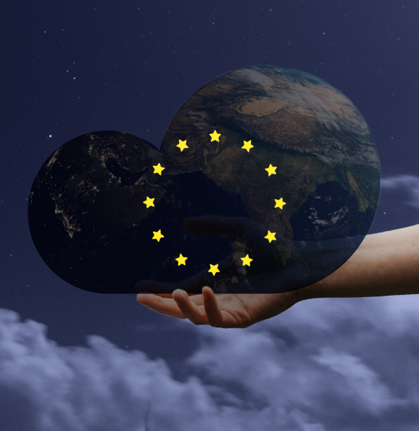 AWS Sovereign Cloud Hand, die eine durchscheinende Wolke mit den Sternen der EU-Flagge über einem Globus hält, und die die AWS European Sovereign Cloud für die Public Cloud Group (PCG) darstellt